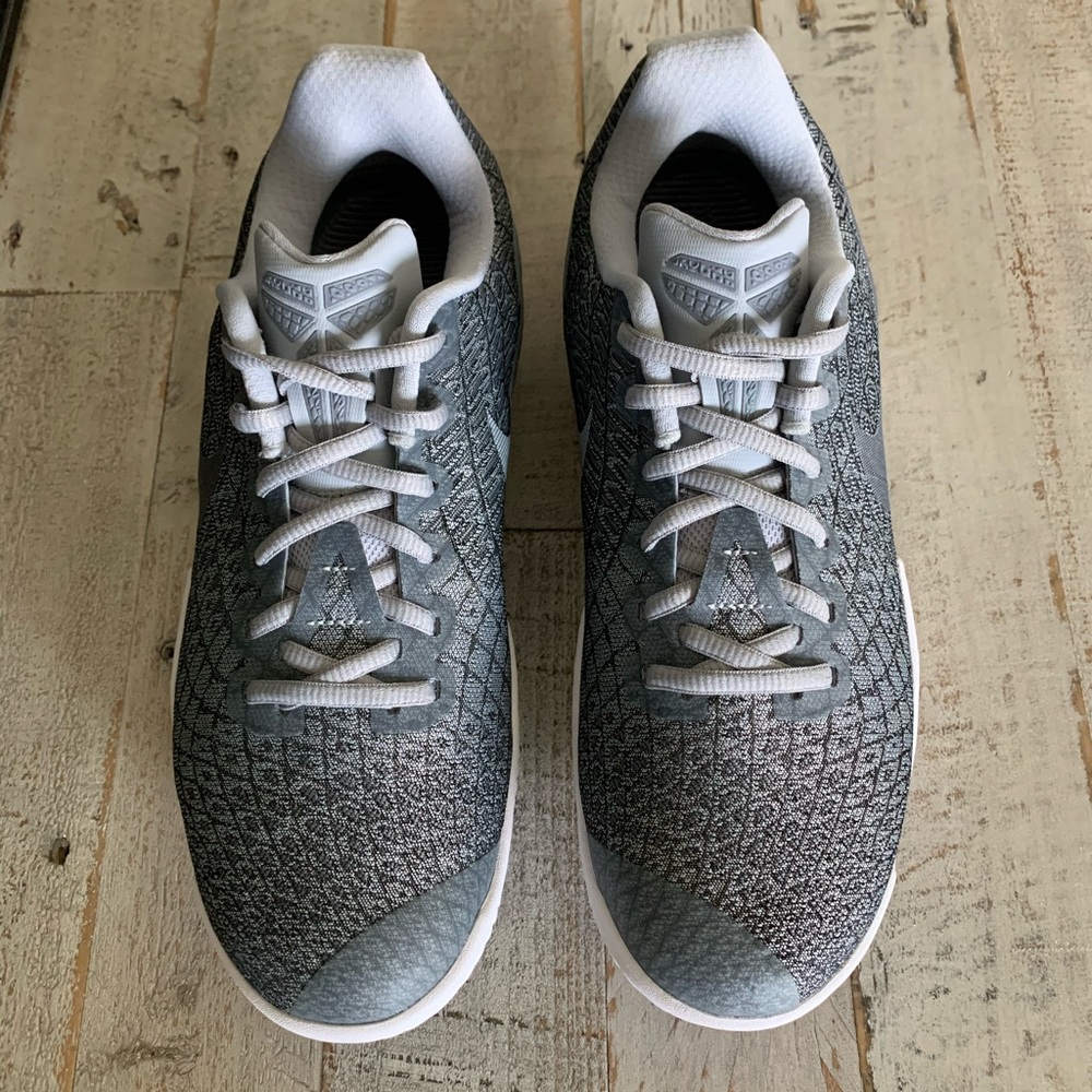 🌼NIKE🌼Mamba Instinct ‘Pure Platinum’ - Picture 3 of 11